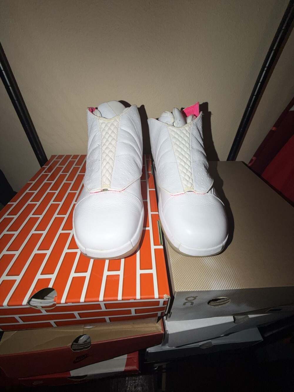 Jordan 16 Retro SoleFly Art Basel White Pink Flash